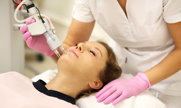 difference between surgical and medical dermatology